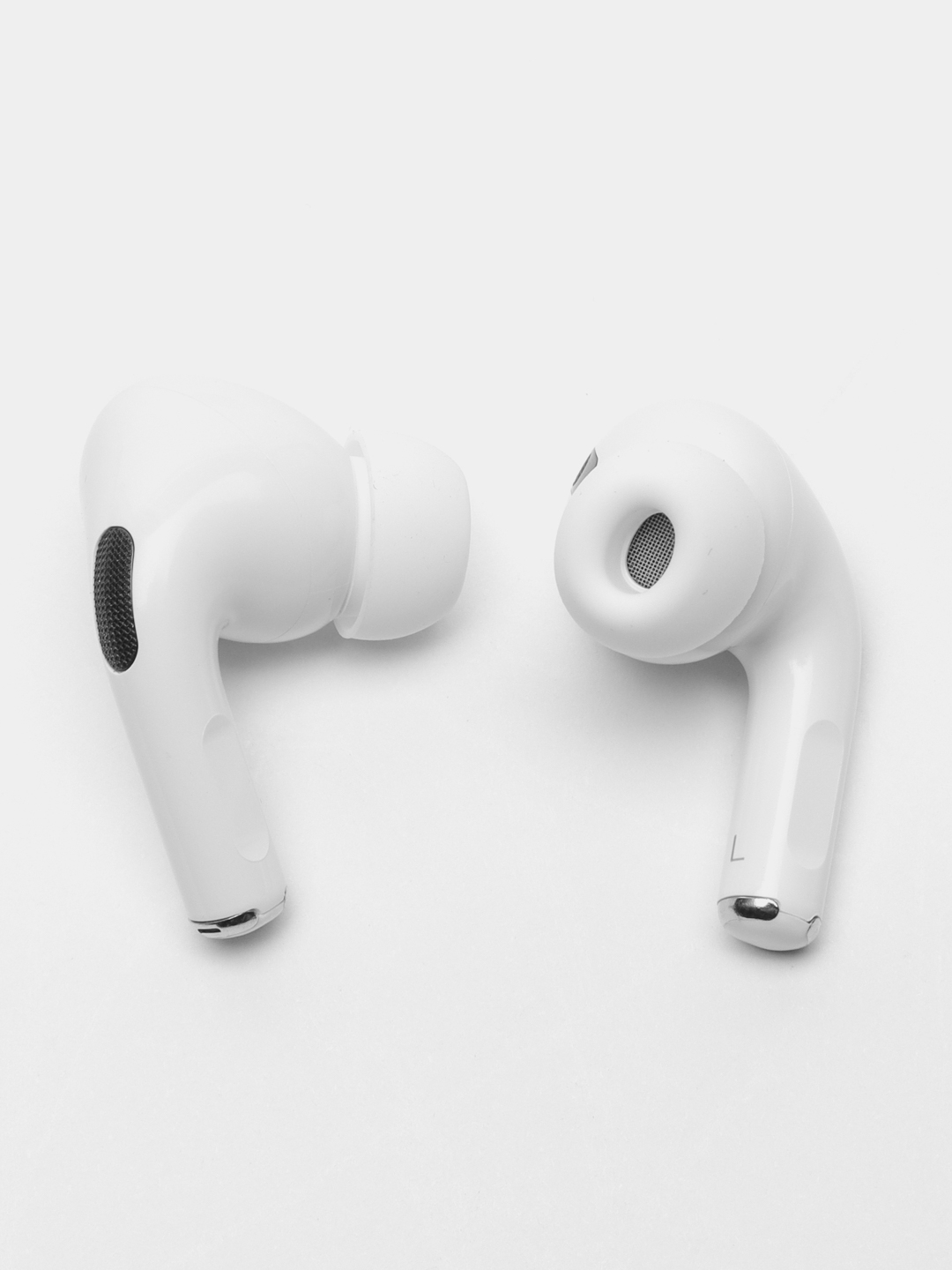 Беспроводные наушники AirPods Pro, с шумоподавлением и прозрачностью купить  по цене 1369 ₽ в интернет-магазине Магнит Маркет