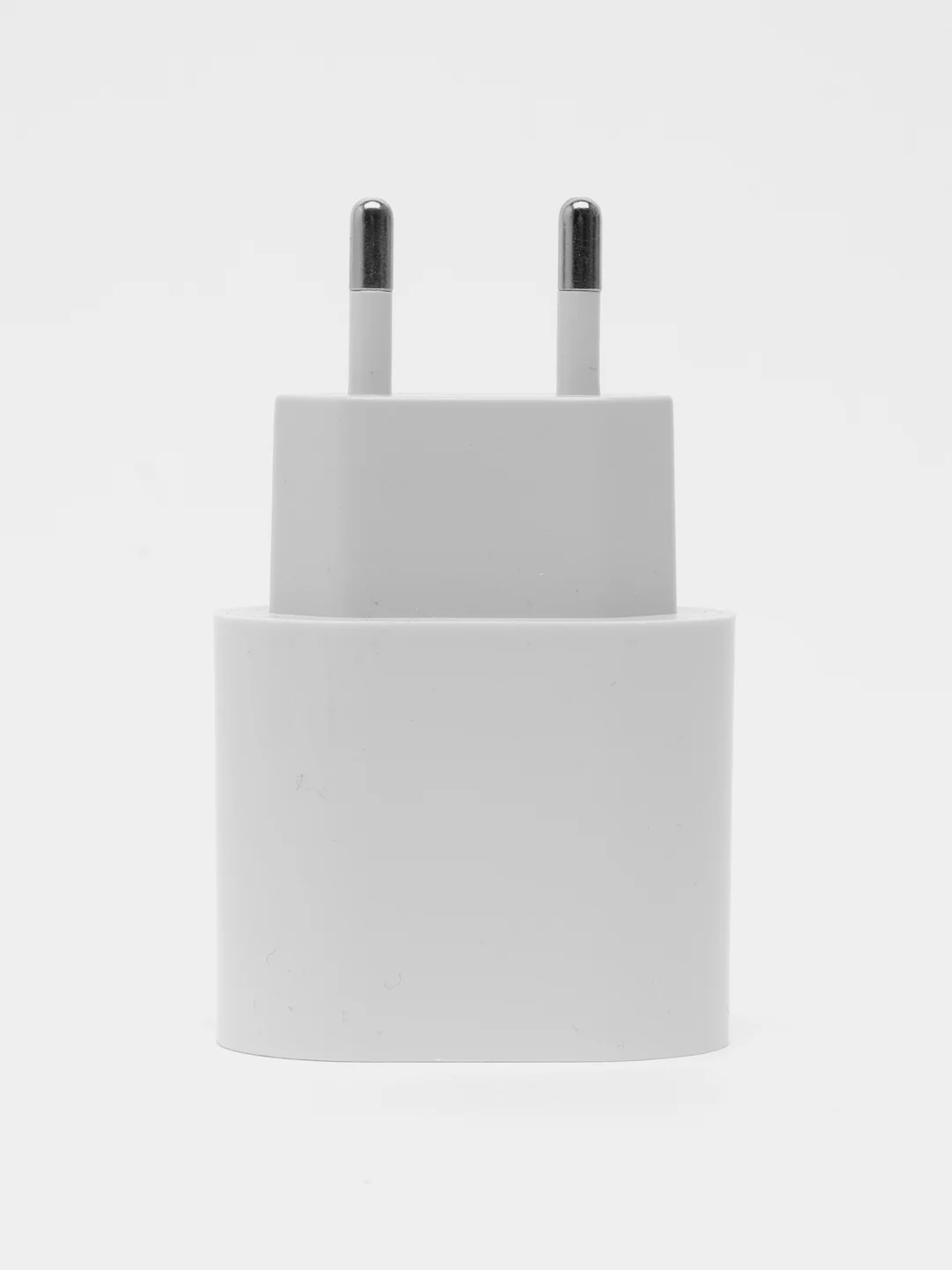 Белый блок питания для iPhone 20W