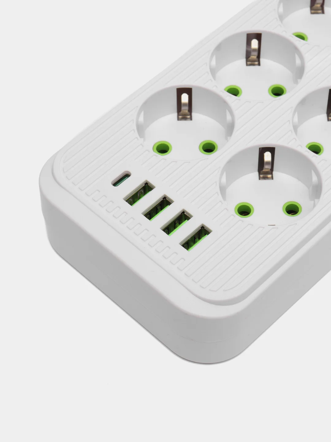 Белый сетевой фильтр 7 метров с 6 розетками 4 USB +1 Type-C 2500 Вт