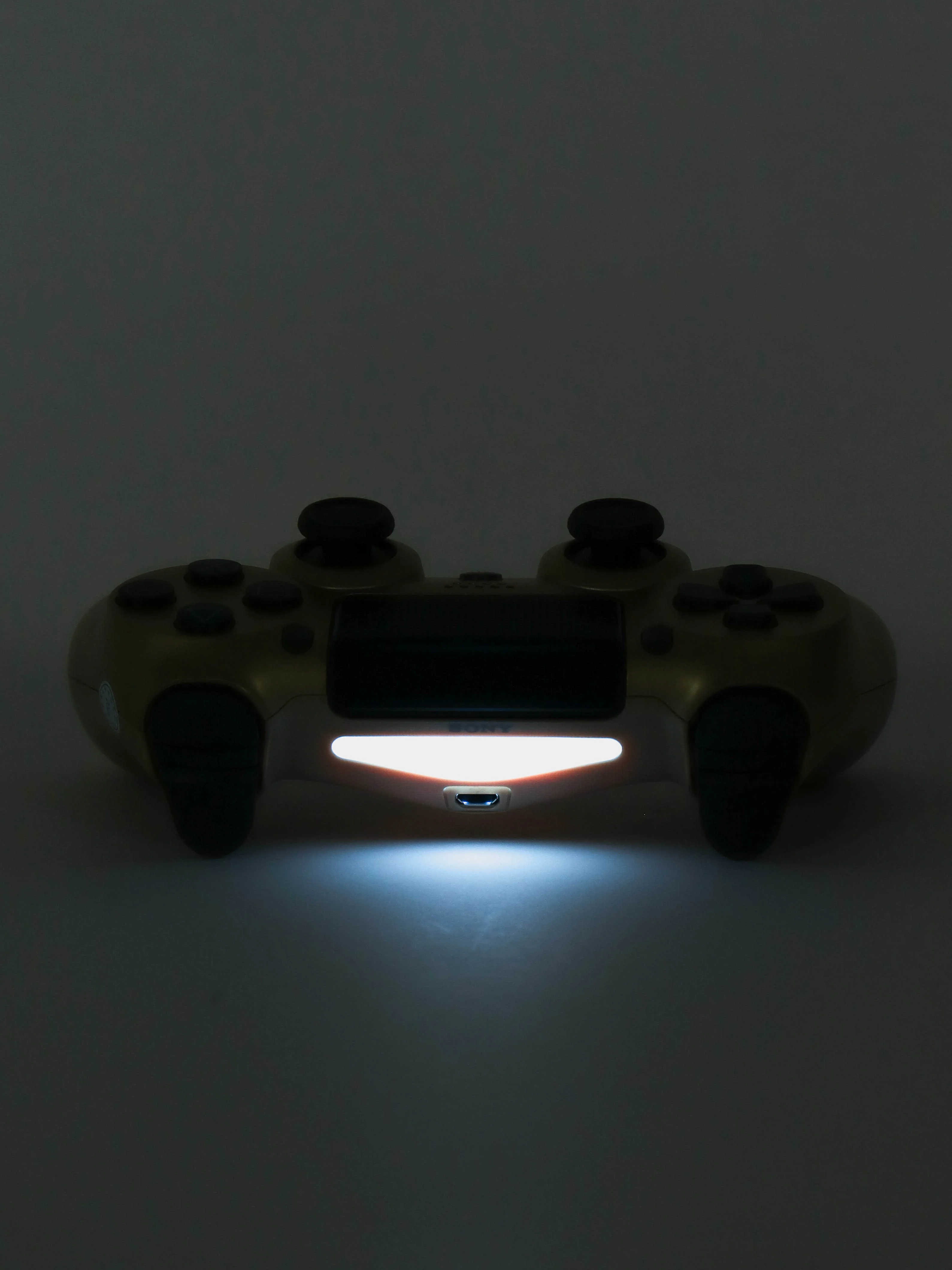 Золотой беспроводной геймпад-джойстик DualShock 4 для PS4, PS5 и ПК