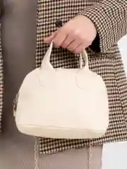 Белый сумка женская через плечо из полиуретана
