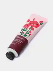 Красный крем для рук с питательными элементами
