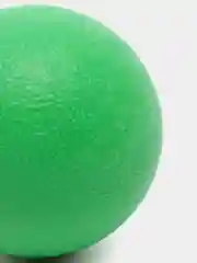Зеленый мяч массажный для МФР, йоги и фитнеса