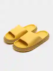 Желтый сланцы женские, на широкой подошве