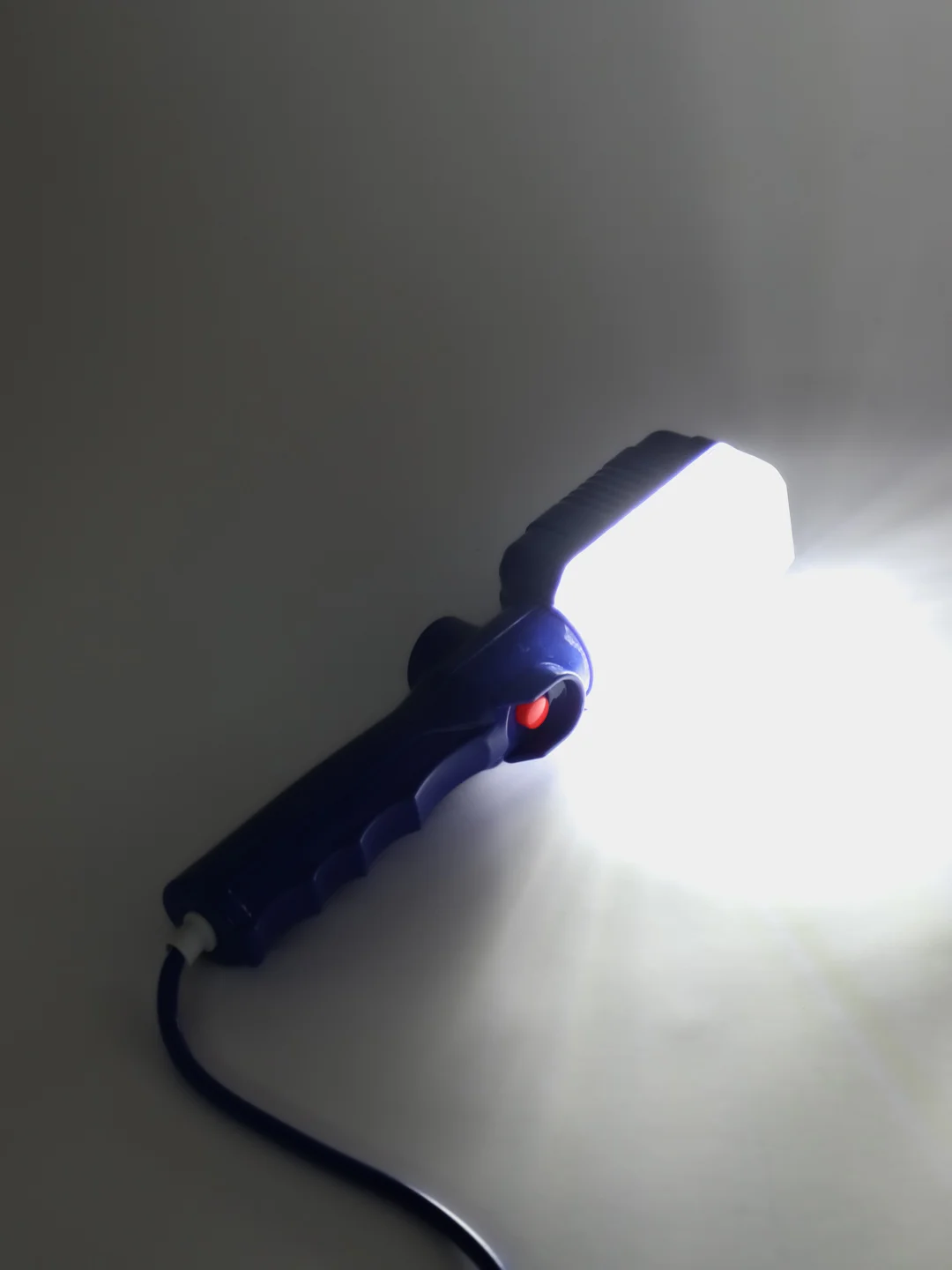 Светильник-переноска магнитный с LED-подсветкой 5, 10, 15 м