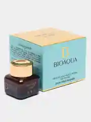 Крем для век. DELICATE and MOISTURIZING EYE CREAM