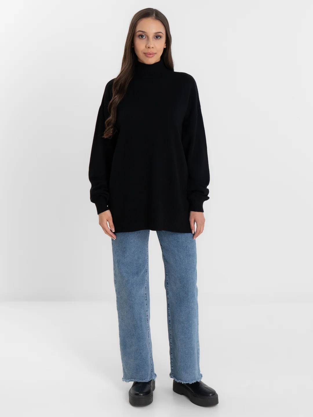 Черный свитер женский тёплый оверсайз , кофта высокий ворот, oversize однотонный