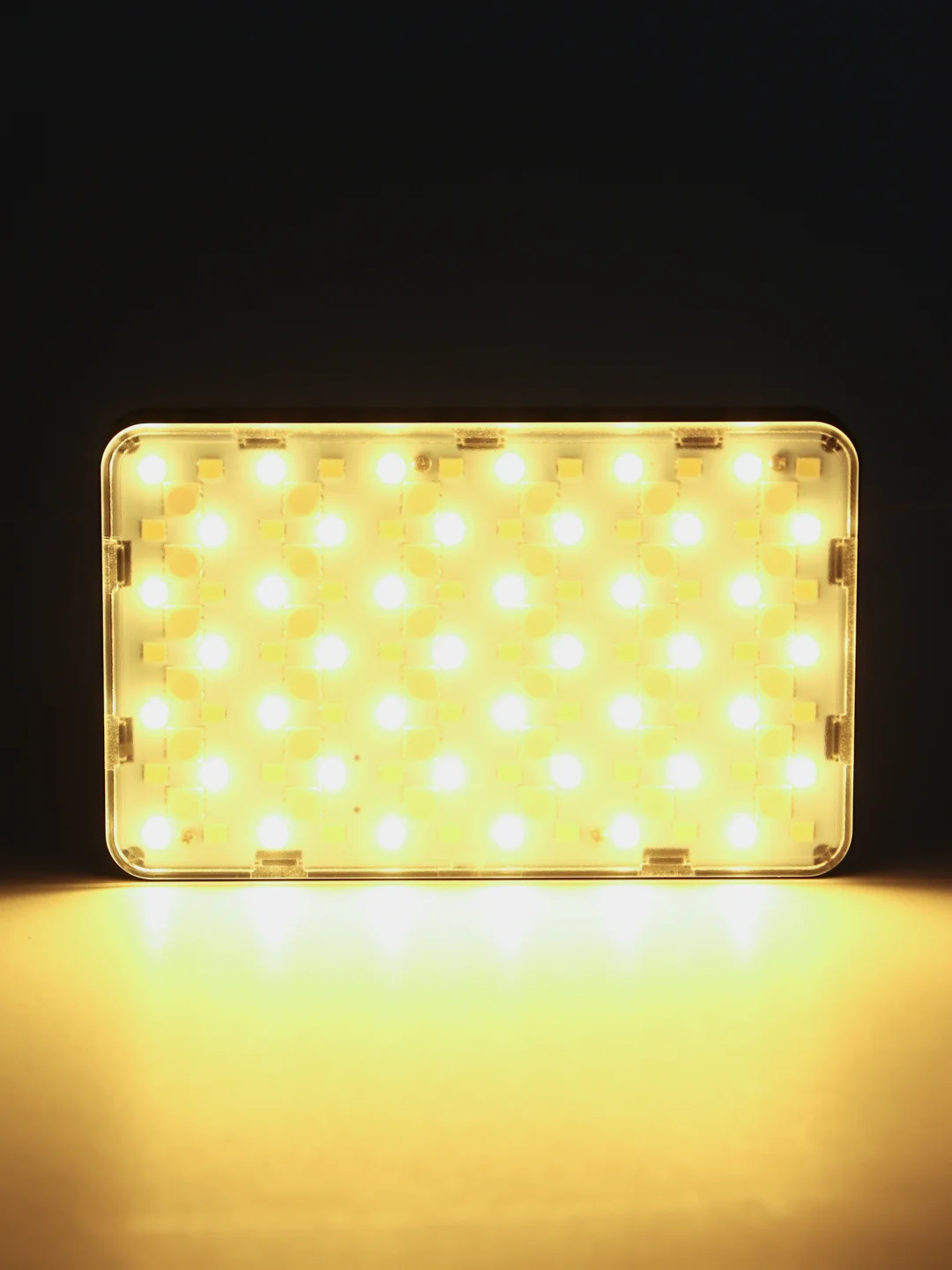 Осветитель YongNuo YN120 RGB