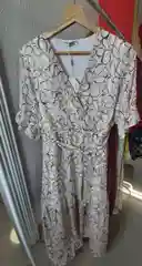 Белый платье