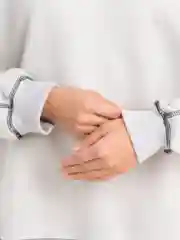 Oversized свитшот женский с винтажным эффектом и швами наружу