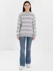 Белый свитер  оверсайз