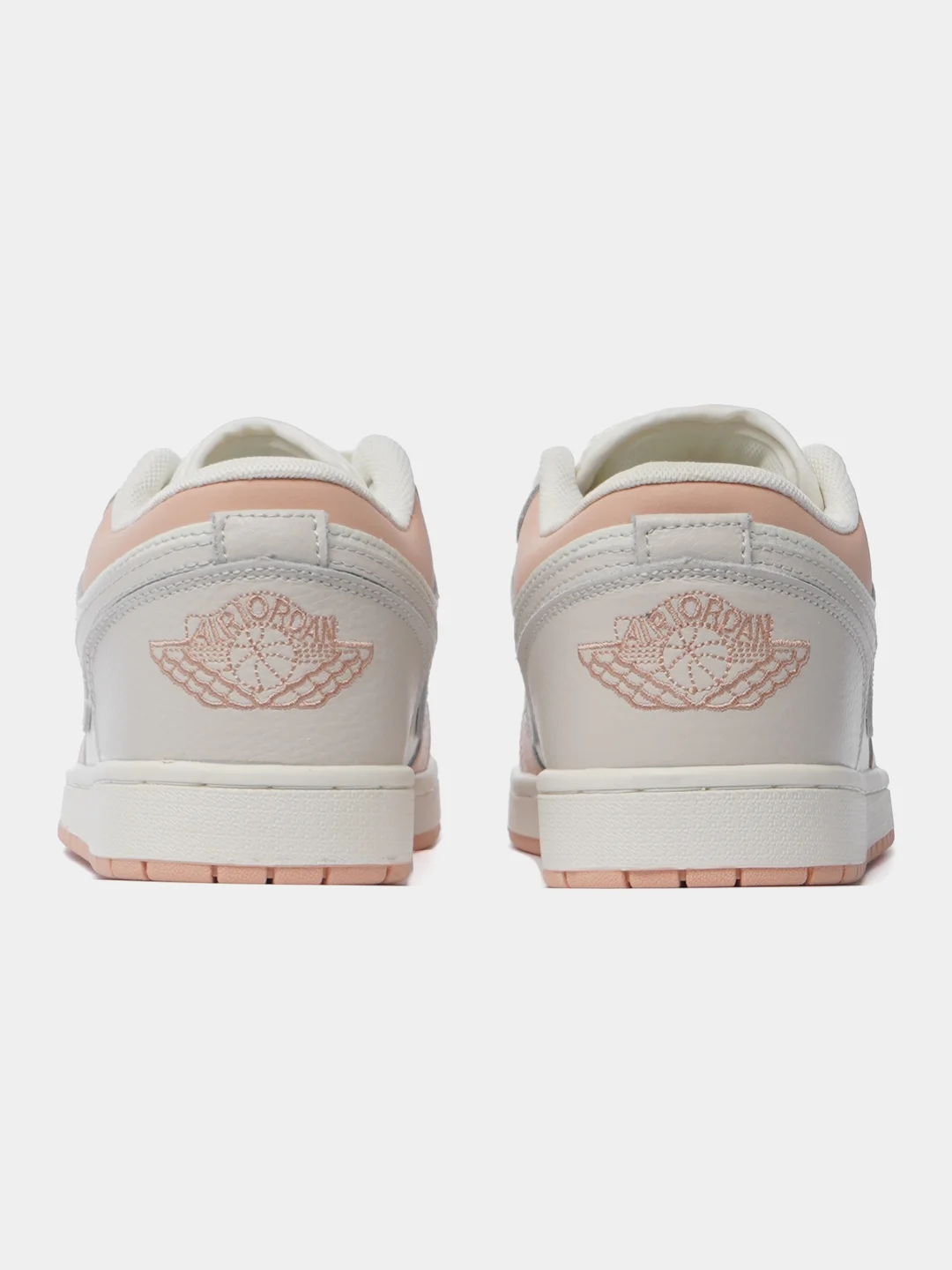 Бежевый кроссовки женские c логотипом Nika Air Jordan 1 low
