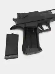 Черный пистолет "Desert Eagle" с биноклем в чемодане, свет + звук