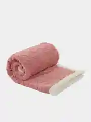 Розовый плед двухслойный теплый с узором, разных размеров и цветов