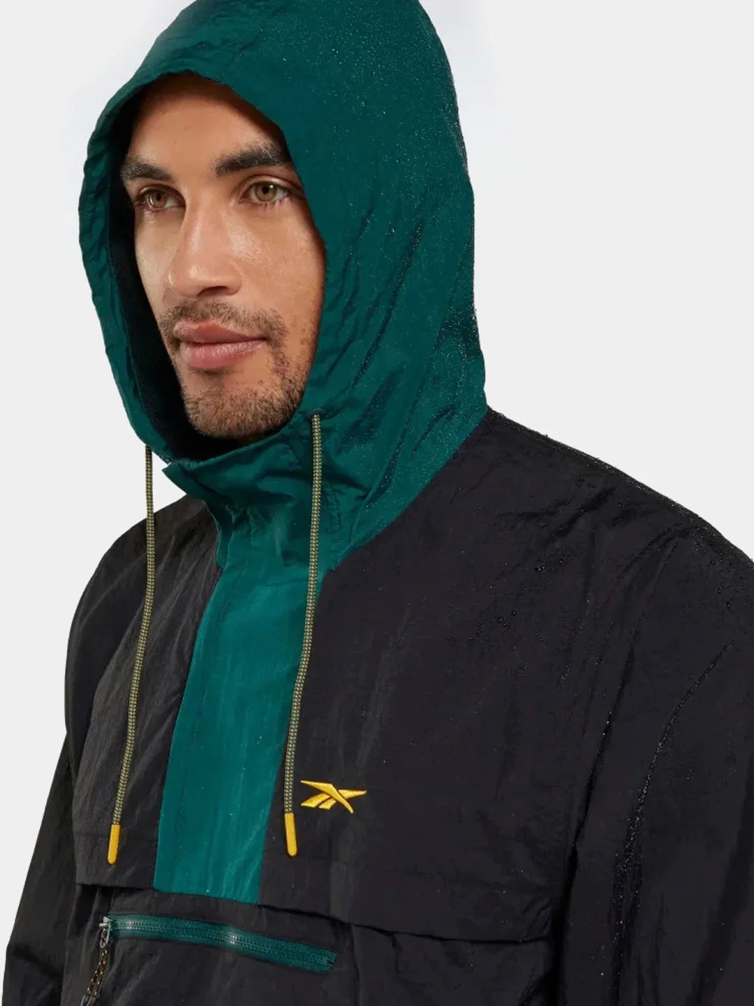 Ветровка мужская REEBOK HI4503 TS Ltwt Woven Anorak купить по цене 4870 ...
