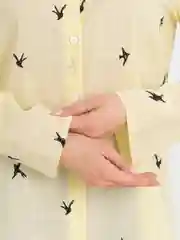 Желтый хлопковая рубашка с принтом