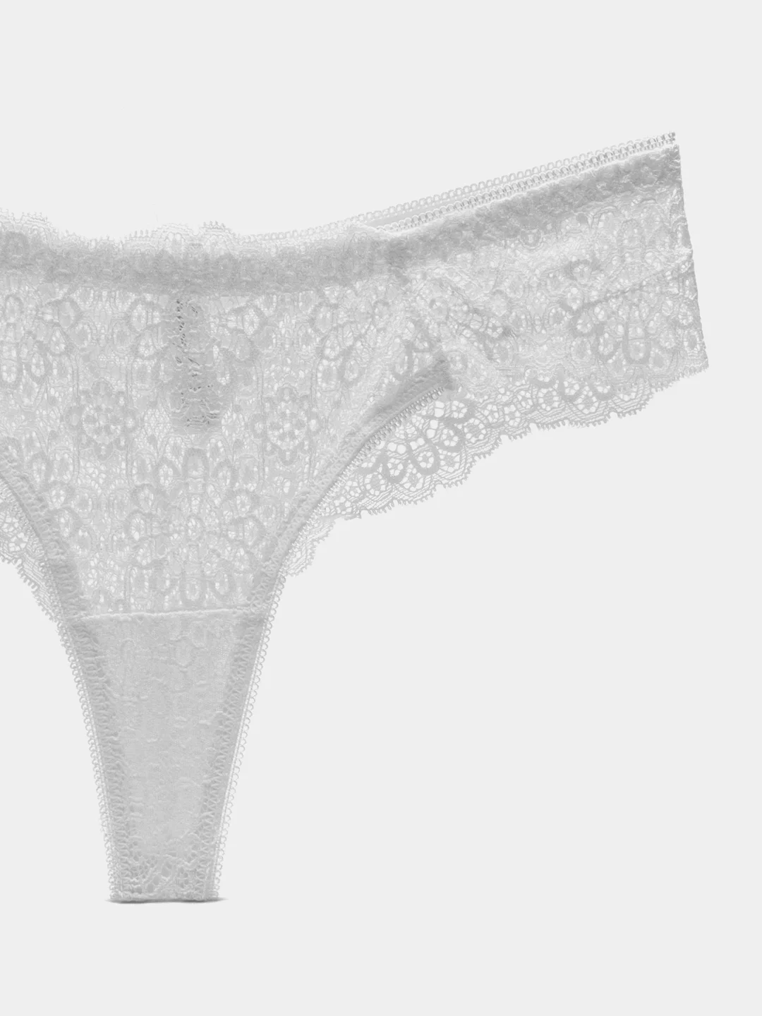 Белый трусы женские кружевные стринги. Состав ткани нейлон 84%, спандекс 16%