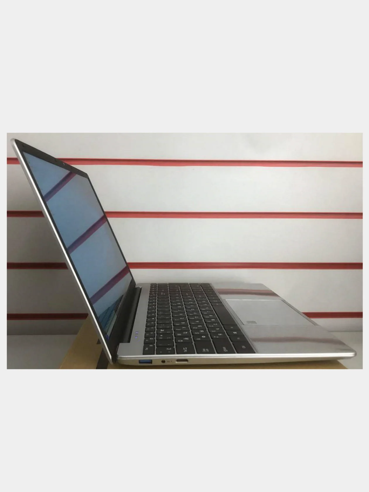 Ноутбук Intel N95 4 ядра 15.6 full hd Ips 8 озу 256 ssd
