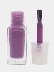 Розовый лак для ногтей двухцветный