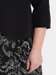 Черный женский костюм жакет и платье