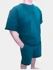 Костюм оверсайз: шорты и футболка