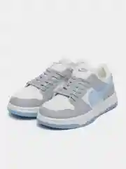 Кроссовки женские