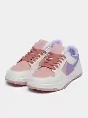 Кроссовки женские