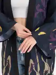 Багровый хаори, кимоно
