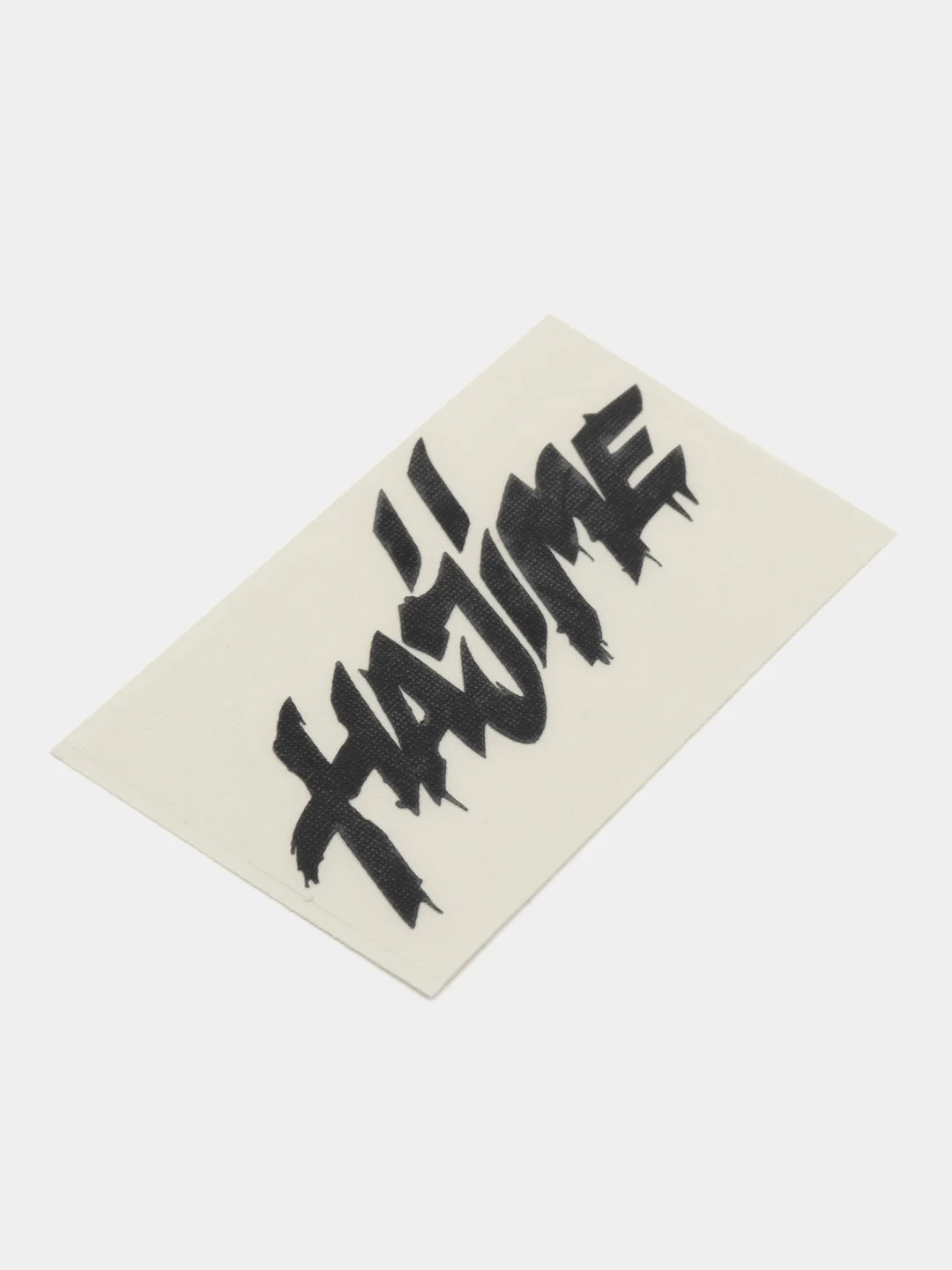 Красный наклейка на телефон, ноутбук, планшет "HAJIME" 5х3,3см