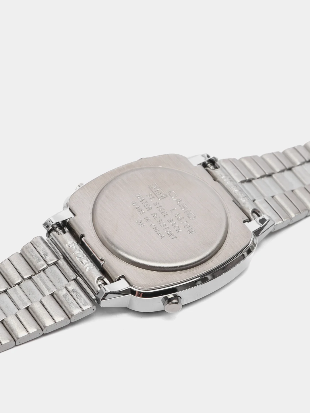 Наручные часы Casio LA-670WA-4