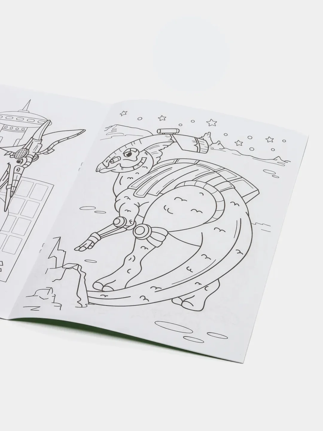 Книжка-раскраска "Путешествия динозавров": для детей 5-8 лет