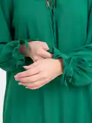Зеленый платье шифон на завязках