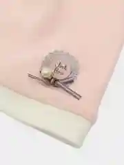 Белый шапка для малышей