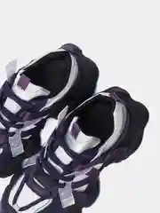 Фиолетовый кроссовки женские