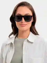 Очки солнцезащитные с футляром