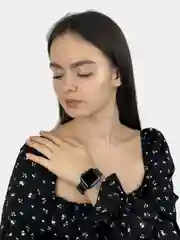 Белый часы электронные наручные женские мужские на Новый год