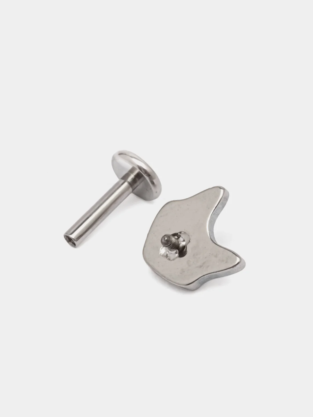 Мятный серьга для пирсинга из титана "TITANIUM" с внутренней резьбой, серьги женские