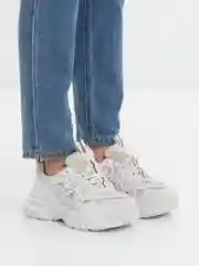 Белый кроссовки женские спортивные