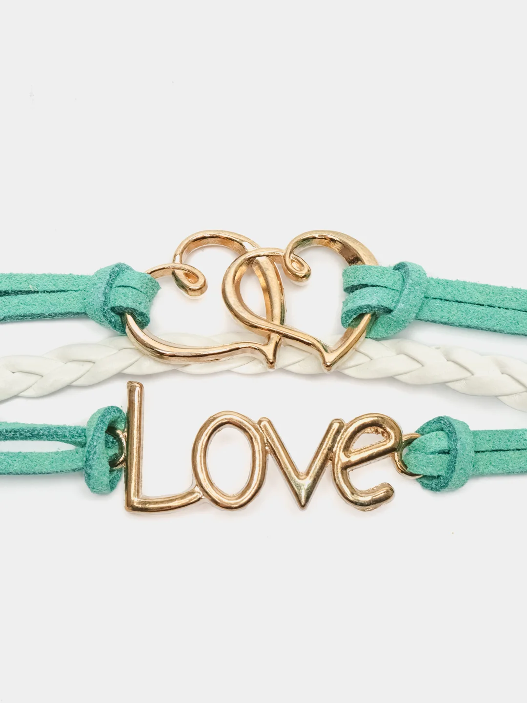 Зеленый женский браслет Love