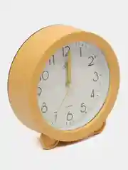 Желтый часы будильник настольные