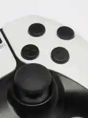 Белый игровая приставка Game Stick Lite, 64 / 32 Гб, со встроенными играми