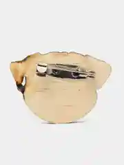 Черный значок деревянный "Собачки"