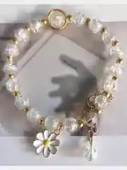 Браслет из камней, с подвеской "Цветок"