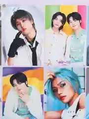 Золотой наклейки K-POP Stray Kids