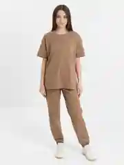Горчичный спортивный костюм женский
