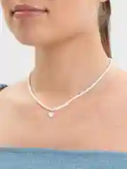 Чокер из бисера с сердцем