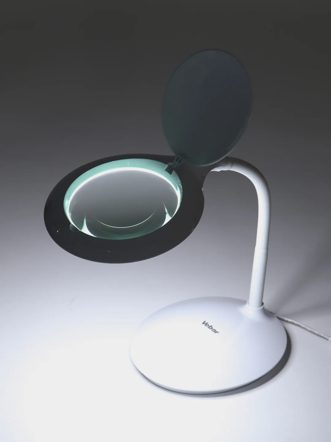 Лупа Veber 8611 3D (3 дптр, 127мм) настольная с подсветкой LED