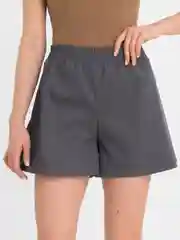 Шорты джинсовые широкие женские, расширенные к низу