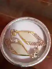 Женские изысканные серьги