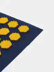 Желтый акупунктурный игольчатый массажный коврик (аппликатор Кузнецова) 32х26 см, 70 колючек
